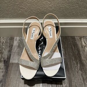 Women's Nina heels size 9